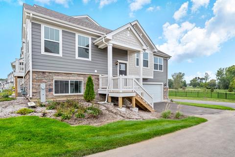 3823 Currant Ln, Elgin, IL 60124 photo 1