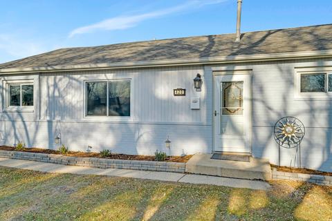 420 Alpine Ln, Hoffman Estates, IL 60169 photo 3