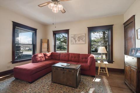 309 E North St, Le Roy, IL 61752 photo 5
