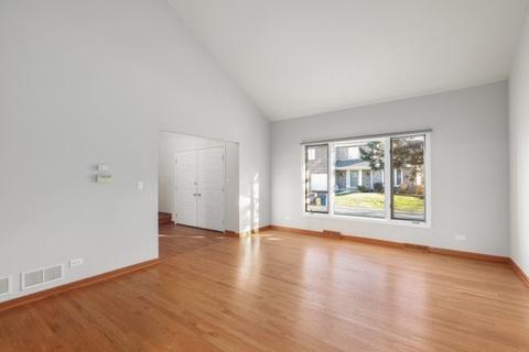 233 Windsor Dr, Bartlett, IL 60103 photo 5
