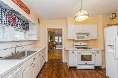 284 Center Ave, Wheeling, IL 60090 photo 7