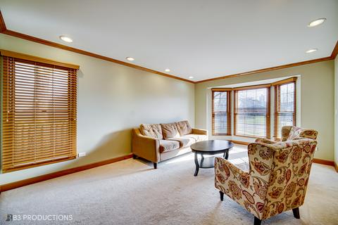 2001 Pebble Beach Dr, Plainfield, IL 60544 photo 3
