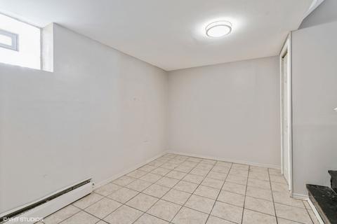 8824 Robin Dr #D, Des Plaines, IL 60016 photo 7