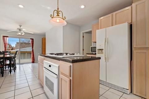 5240 S Massasoit Ave, Chicago, IL 60638 photo 18
