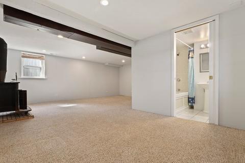5240 S Massasoit Ave, Chicago, IL 60638 photo 32