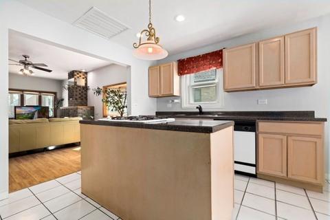 5240 S Massasoit Ave, Chicago, IL 60638 photo 13