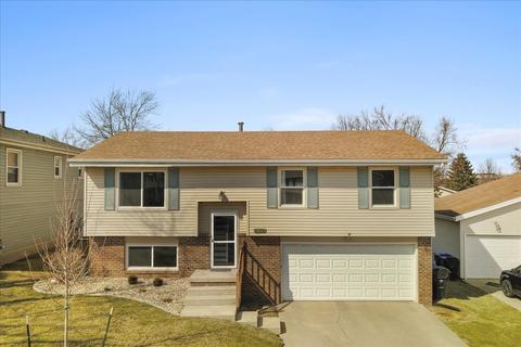 1508 N Hershey Rd, Bloomington, IL 61704 photo 1