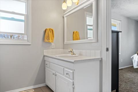 1508 N Hershey Rd, Bloomington, IL 61704 photo 12