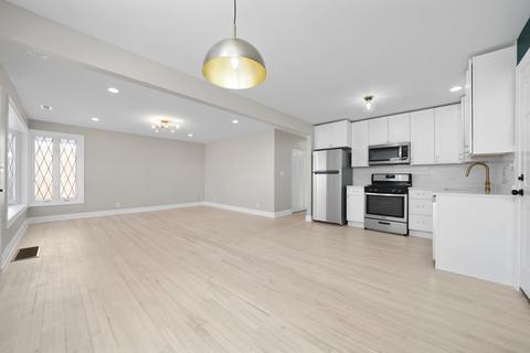 8163 S Keating Ave, Chicago, IL 60652 photo 11
