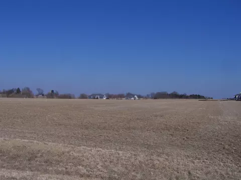 5904 Moraine Trl, Ringwood, IL 60072