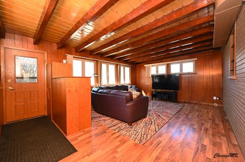 2838 Eisenhower Dr, Des Plaines, IL 60018 photo 13