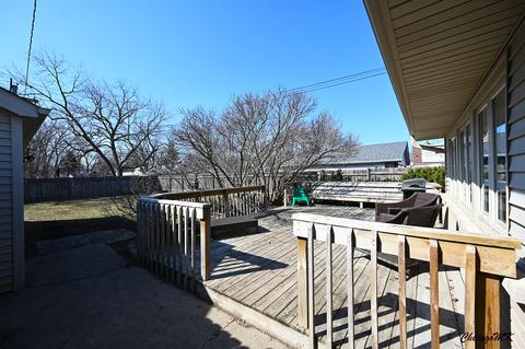 2838 Eisenhower Dr, Des Plaines, IL 60018 photo 25