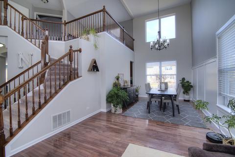 2300 Tracy Ln, Algonquin, IL 60102 photo 2