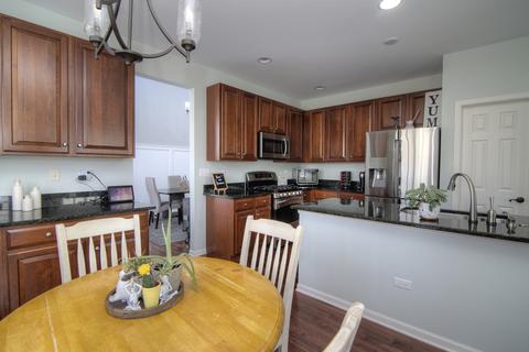 2300 Tracy Ln, Algonquin, IL 60102 photo 11
