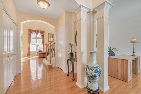 1673 Acorn Dr, Hoffman Estates, IL 60192 photo 4