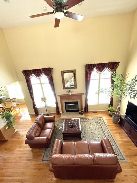 1673 Acorn Dr, Hoffman Estates, IL 60192 photo 8