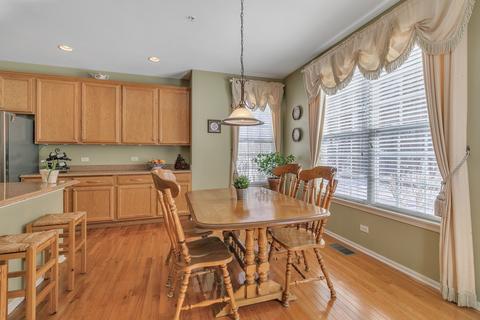 1673 Acorn Dr, Hoffman Estates, IL 60192 photo 12