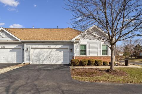 21636 W Empress Ln, Plainfield, IL 60544 photo 4