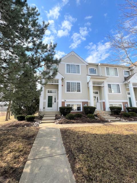 76 Cherbourg Ct #46, Wheeling, IL 60090 photo 2