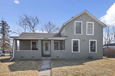 107 Spring St, Cary, IL 60013 photo 2