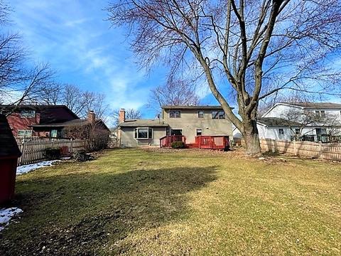 212 Willoway Dr, Naperville, IL 60540 photo 4
