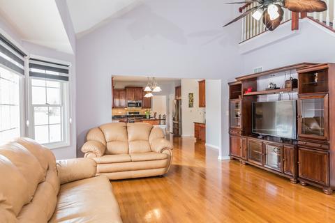 16316 Hidden River Dr, Plainfield, IL 60586 photo 9