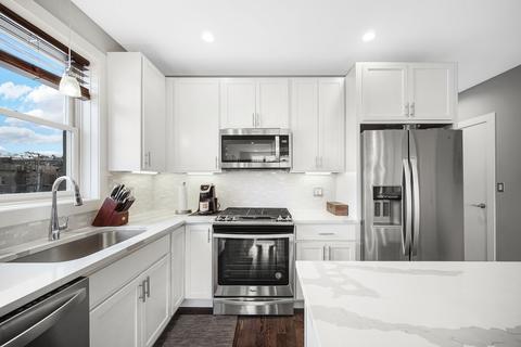 1449 E 65th Pl #2, Chicago, IL 60637 photo 5