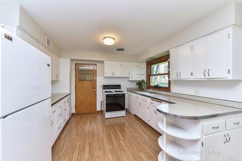 200 E North Ave, Elmhurst, IL 60126 photo 7