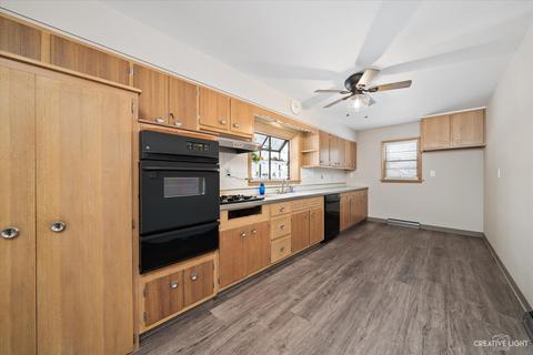 970 Sheffer Rd, Aurora, IL 60505 photo 8
