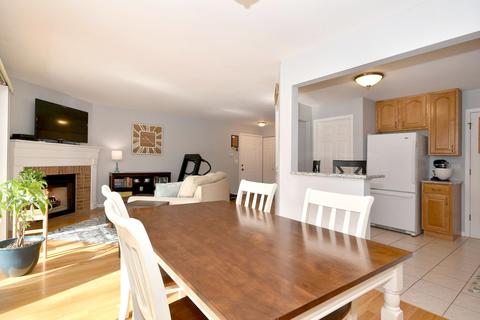 1622 Hadley Ct #C1, Wheeling, IL 60090 photo 9