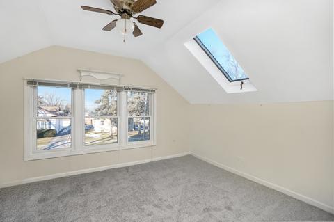 5725 W Hawthorne Ave, Berkeley, IL 60163 photo 9
