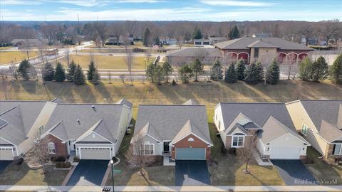 852 Cascade Falls Dr, Elgin, IL 60124 photo 3