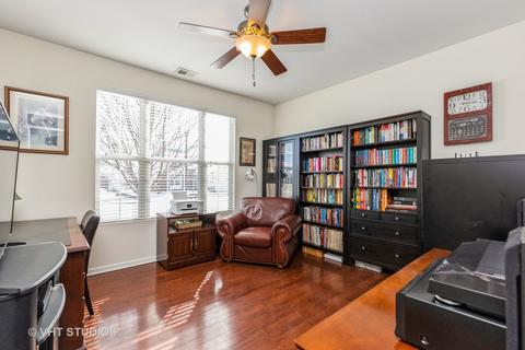 852 Cascade Falls Dr, Elgin, IL 60124 photo 5
