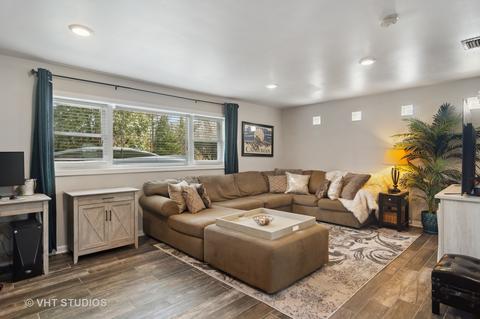 1820 E Algonquin Rd, Des Plaines, IL 60016 photo 12