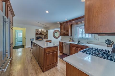 655 Cavalcade Cir, Naperville, IL 60540 photo 8