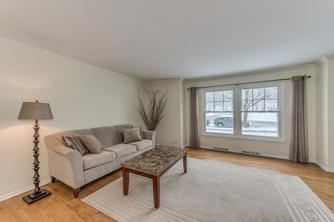 655 Cavalcade Cir, Naperville, IL 60540 photo 5