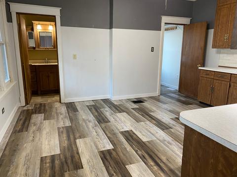 115 E 6th St, Spring Valley, IL 61362 photo 6