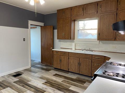 115 E 6th St, Spring Valley, IL 61362 photo 5