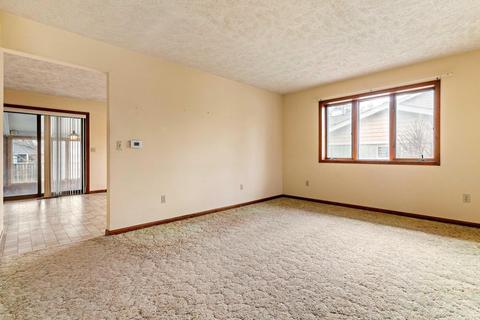 116 Colchester Dr, Normal, IL 61761 photo 9
