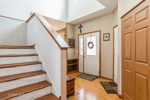2186 Cabrillo Ln, Hoffman Estates, IL 60192 photo 3