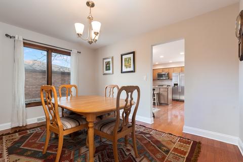 2705 Maynard Dr, Glenview, IL 60025 photo 9