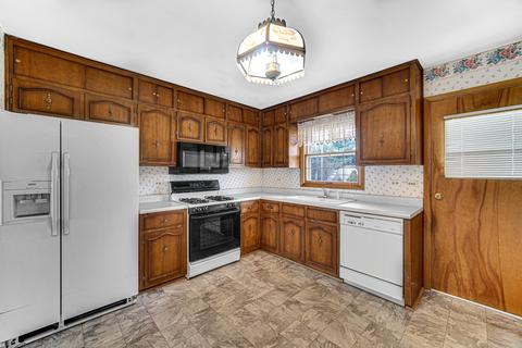 2956 193rd St, Lansing, IL 60438 photo 9