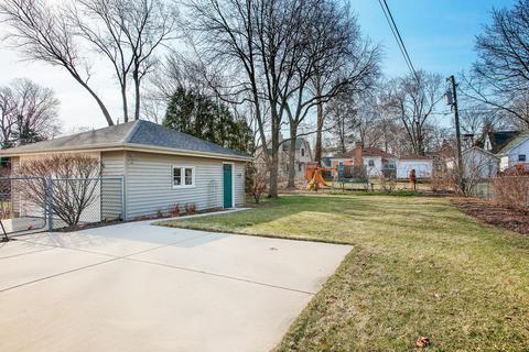 1822 E Willow Ave, Wheaton, IL 60187 photo 17
