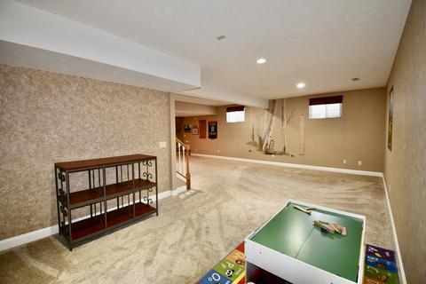2 Honeysuckle Ct, Bloomington, IL 61704 photo 37