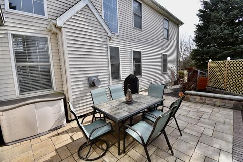 2 Honeysuckle Ct, Bloomington, IL 61704 photo 19