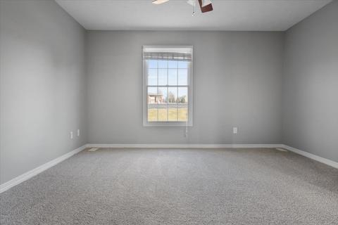 330 Fieldcrest Ct, Normal, IL 61761 photo 9
