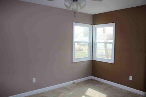 528 S Curtis Ave, Kankakee, IL 60901 photo 6