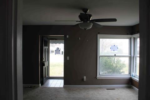 528 S Curtis Ave, Kankakee, IL 60901 photo 2