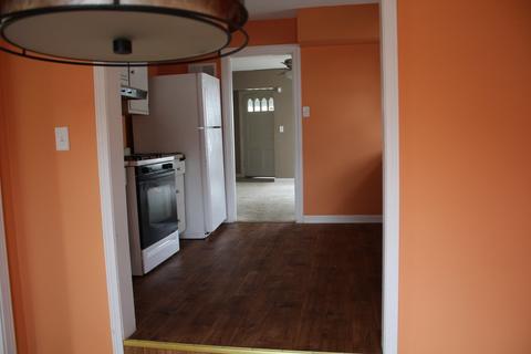 528 S Curtis Ave, Kankakee, IL 60901 photo 10