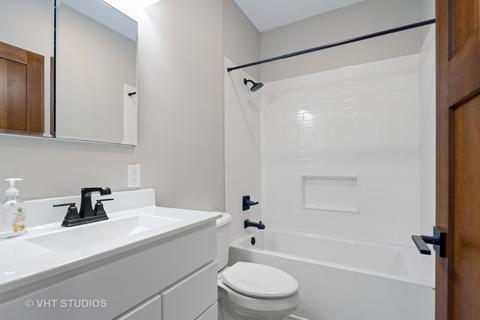 116 E 11th Ave, Naperville, IL 60563 photo 11